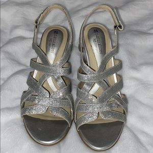 Woman’s silver sparked open-toed Velcro heals